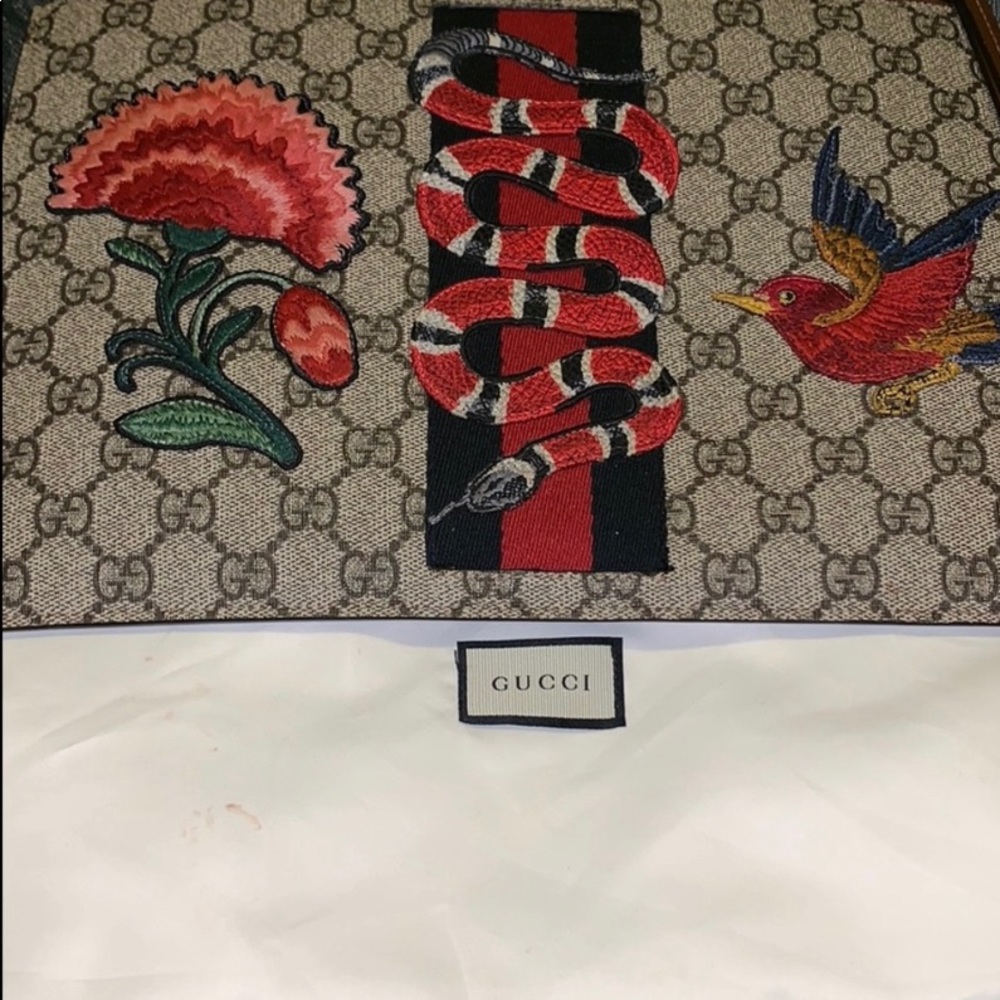 Gucci clutch